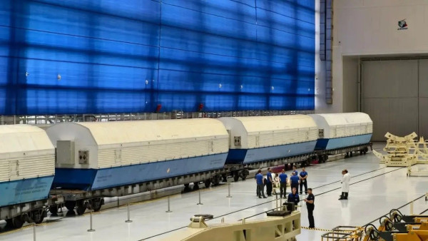 На космодром Восточный доставили самарскую ракету «Союз-2»