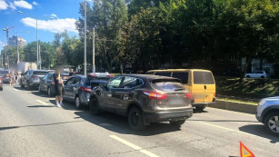 Четыре иномарки столкнулись на Ново-Садовой в Самаре 5 августа