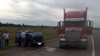 Водитель Нивы пострадал в ДТП с фурой в Самарской области