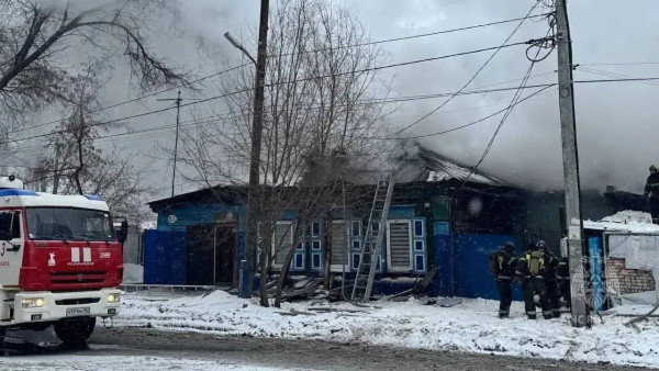 Пожар жилого дома около синагоги в Самаре: 5 человек эвакуировано