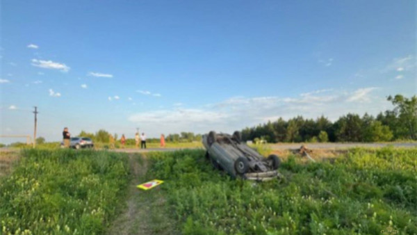 Под Самарой женщина без прав отправила двух пенсионерок в больницу