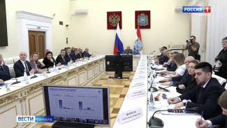 Вячеслав Федорищев провел оперативное совещание по готовности служб к новогодним праздникам