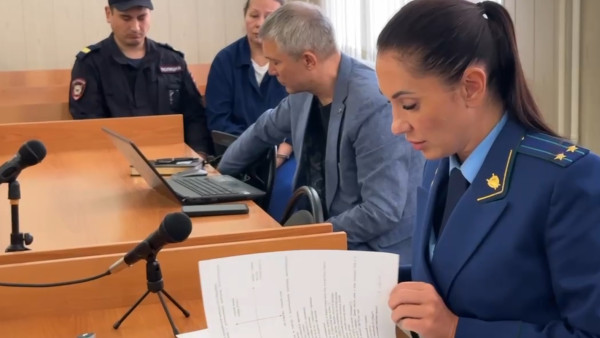 Появились кадры угроз обвиняемой в убийстве Тарховой в адрес матери