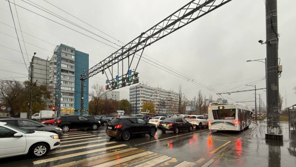 Появились кадры массового ДТП в тоннеле на Московском шоссе 9 декабря