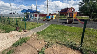 В самарской прокуратуре рассказали о состоянии 2-летнего ребенка, травмированного железной калиткой
