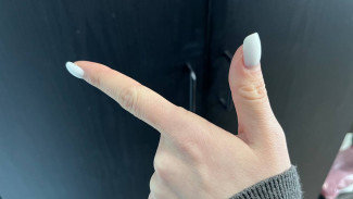 Чешется указательный палец: приметы и суеверия