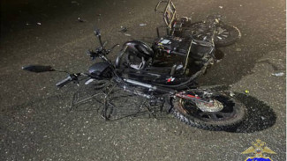 В Самарской области водитель электросамоката попал в аварию с двумя автомобилями