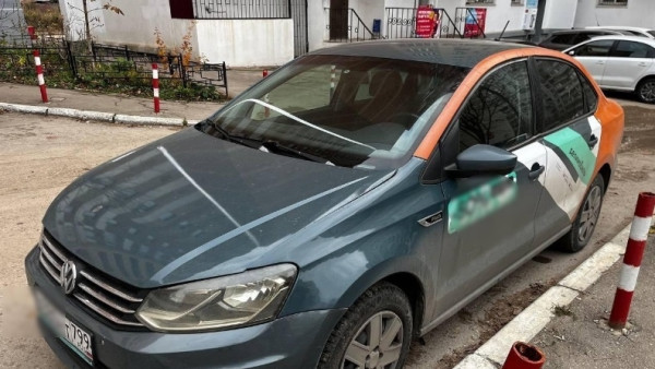 Под Самарой пьяный автохам угнал каршеринговый Volkswagen через приложение жены