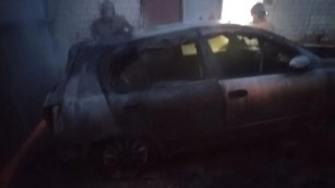 Под Самарой сгорел Nissan Almera
