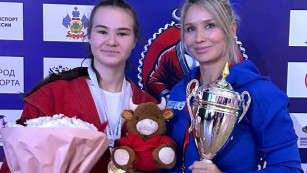 Самарская самбистка Е. Ягич завоевала золотую медаль Первенства России