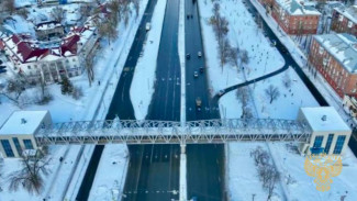 Прокуратура в суде обязала минтранс отремонтировать опасный надземный переход на Мехзаводе