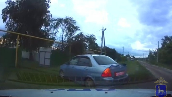 В Самарской области пьяный водитель без прав пытался скрыться от ГАИ