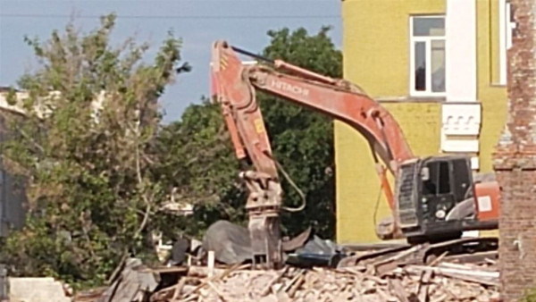 В Отрадном за 4,5 миллиона рублей снесут расселенные дома