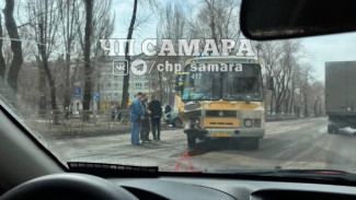 В Самаре произошло серьезное ДТП с автобусом № 417