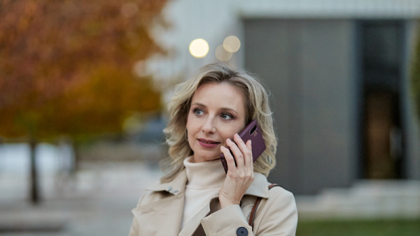 Виртуальный помощник Елена приблизилась к человеческим способностям