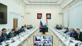 Готовность Самарской области к новому учебному году рассмотрели на оперативном совещании с губернатором