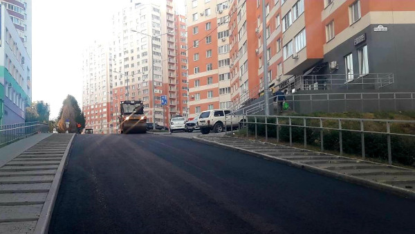 В Самаре торопятся доделать дорогу на Пятой просеке, чтобы дети смогли попасть в школу 1 сентября