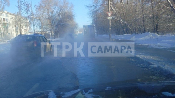 Серьезная коммунальная авария произошла в Кировском районе Самары 24 декабря