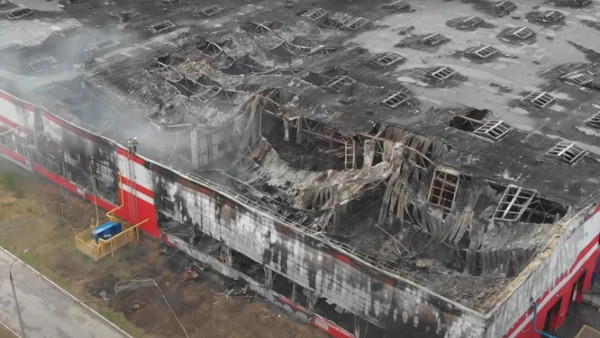 Очевидцы: сотрудников сгоревшего завода «Феррони» под Самарой вывели на работу