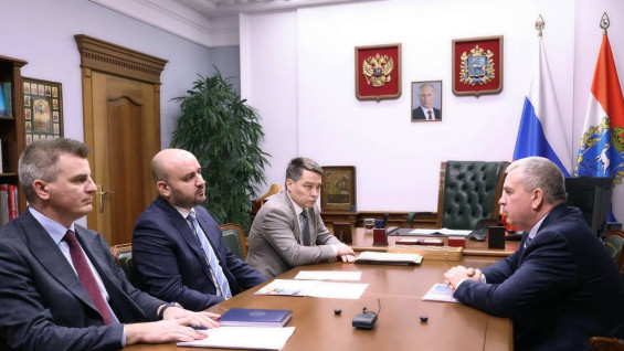 Губернатор Вячеслав Федорищев провел рабочую встречу с управляющим директором «ОДК-Кузнецов» Олегом Выдумлевым