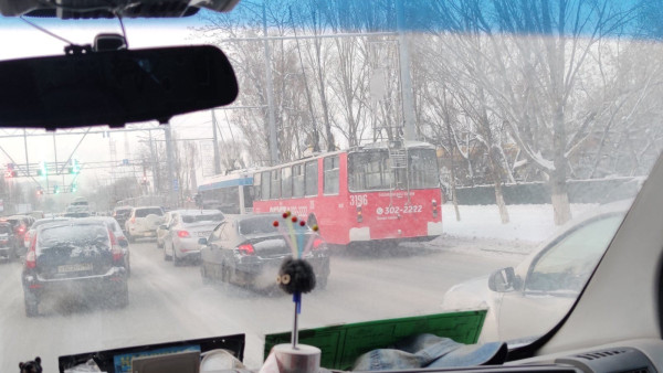 В Самаре 23 декабря на Московском шоссе остановилось движение троллейбусов 