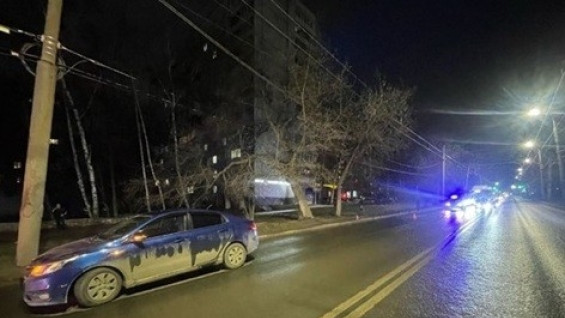 В Самаре водитель без прав на Kia Rio сбил 12-летнюю девочку