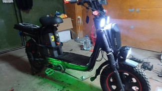 В Самаре курьер на электровелосипеде получил вывих руки со смещением