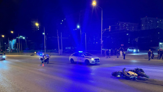 В Самаре на Ново-Садовой разбились два мотоциклиста на Suzuki и Honda