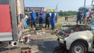 4 человека погибли в столкновении 5 машин в Самарской области