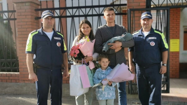 В Самаре беременная женщина начала рожать в пробке на Советской Армии