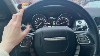 Женщины-водители почти в 5 раз реже становятся виновницами ДТП