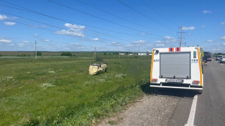 В Самарской области 2 июня молодой водитель погиб в перевернувшейся машине