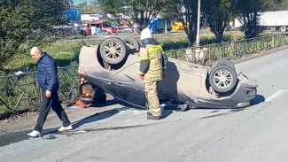 “Смяло, как жестяную банку”: в Самаре 8 октября произошло ДТП с перевертышем 