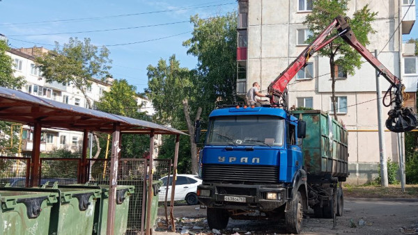 Тольяттинцы заставили соседей генералить вонючую квартиру