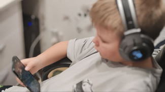 Самарским родителям рассказали, как отучить детей от гаджетов