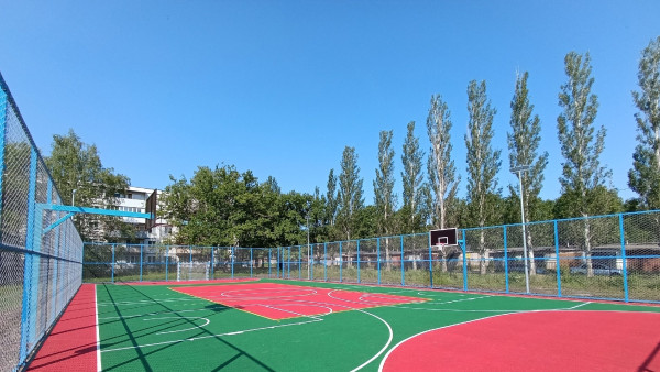 В Самарcкой области открыли пять новых современных спортивных площадок 