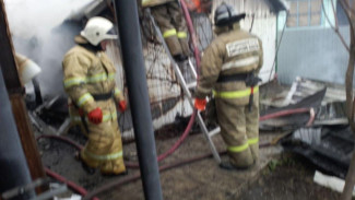 В Самарской области в поселке Кировский произошел пожар