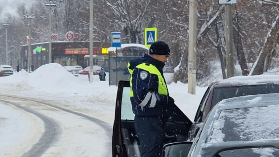 Полицейские в Самарской области задержали пьяного водителя-рецидивиста