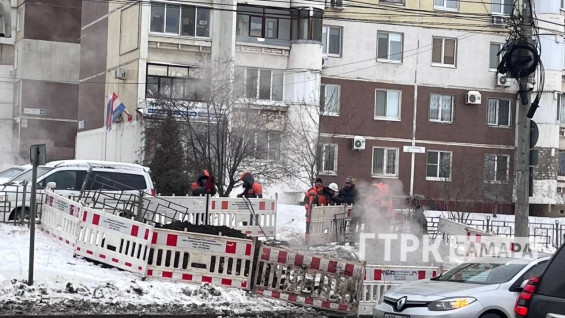 Появились кадры последствий оставившего без отопления 41 МКД прорыва в Самаре