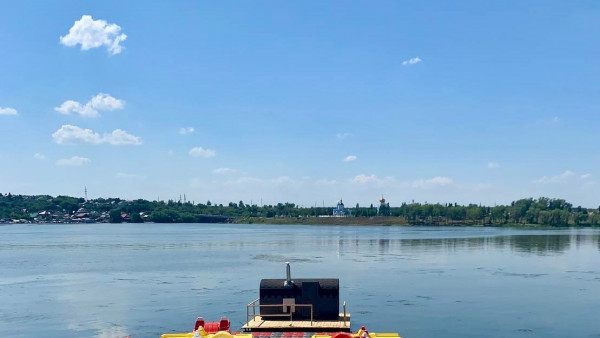 В Сызрани обнаружили незаконную баню на воде