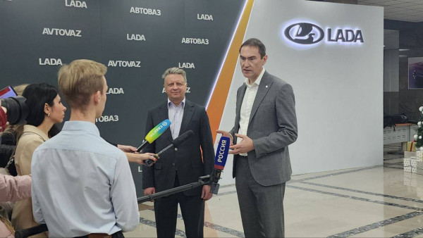 Сбер готов интегрировать свои сервисы в мультимедийную систему автомобилей Lada