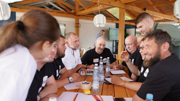 Участники второго потока «Школы героев» успешно прошли командообразование