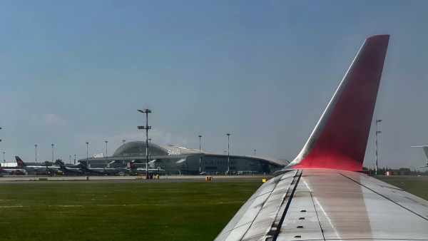 В Самарском аэропорту не взлетел пассажирский самолёт из-за отказа двигателя