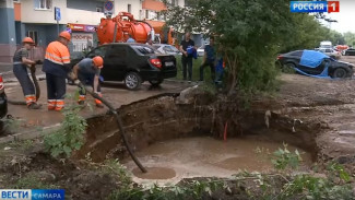 Полное устранение последствий прорыва на пересечении улиц Мичурина и Врубеля может затянуться на две недели 