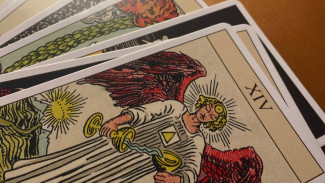 Луна в апогее подарит пользу 5 знакам: точный гороскоп на 30 октября для женщин и мужчин