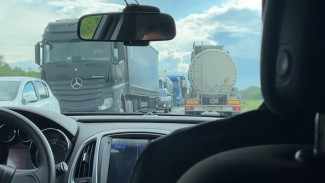 Дорожный коллапс на трассе М-5: под Самарой из-за ремонта выросла гигантская пробка