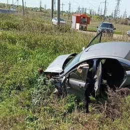 В лобовом столкновении в Самарской области пострадали пять человек