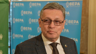 Рифат Сабитов награжден Благодарностью Патриаршей комиссии Русской Православной Церкви