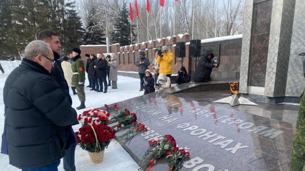 В Самаре почтили память жителей и защитников Ленинграда в 82-ю годовщину снятия блокады