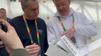 Книгу об истории Самарской области передали в университетскую библиотеку «Сириус»